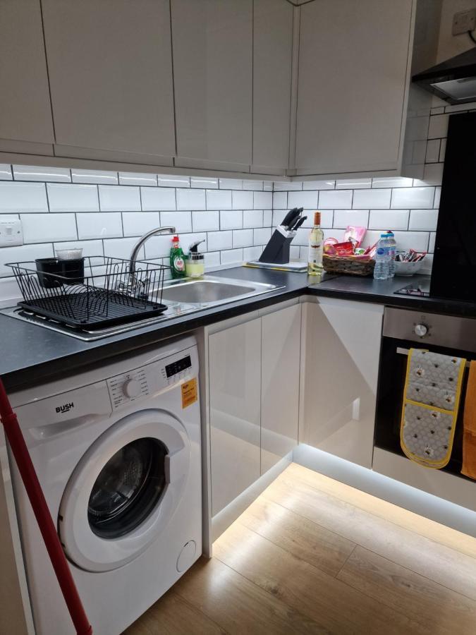 Balco Sherwood Apartment - 2 Bedrooms, 5 Beds - Sky Tv And Internet Nottingham Extérieur photo